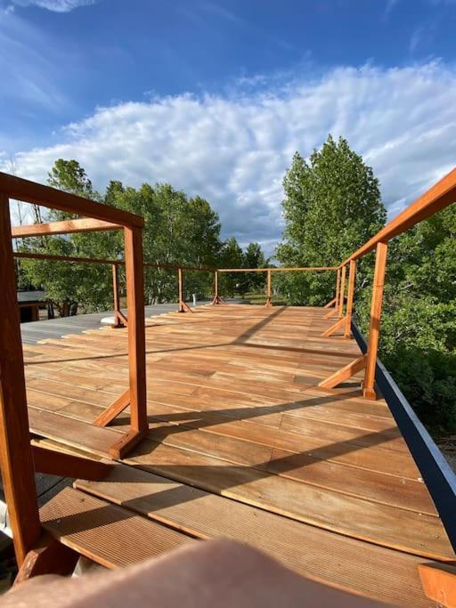 Retro House In Nature Samorin Luaran gambar